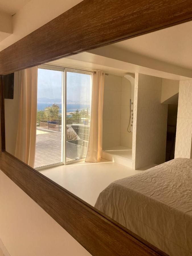 Les Suites Love 3 Spa Vue Mer Piscine Marselha Exterior foto